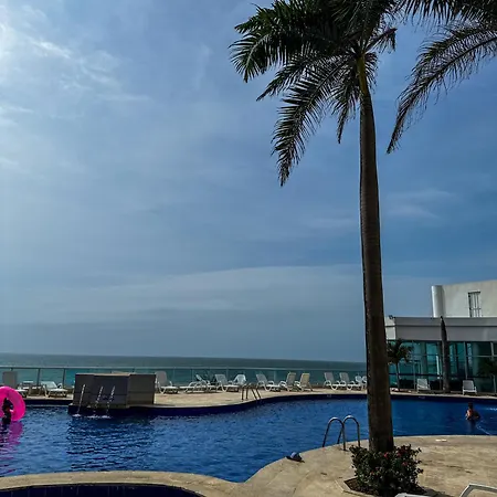 Piso 30 Vista Al Mar, Palmetto 1 Bocagrande Apartment